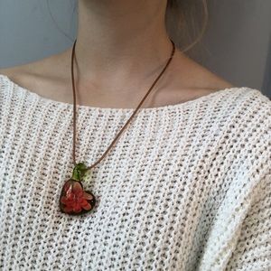 Beautiful Necklace with a Stunning Heart